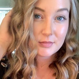 Meet your Posher, Joeley